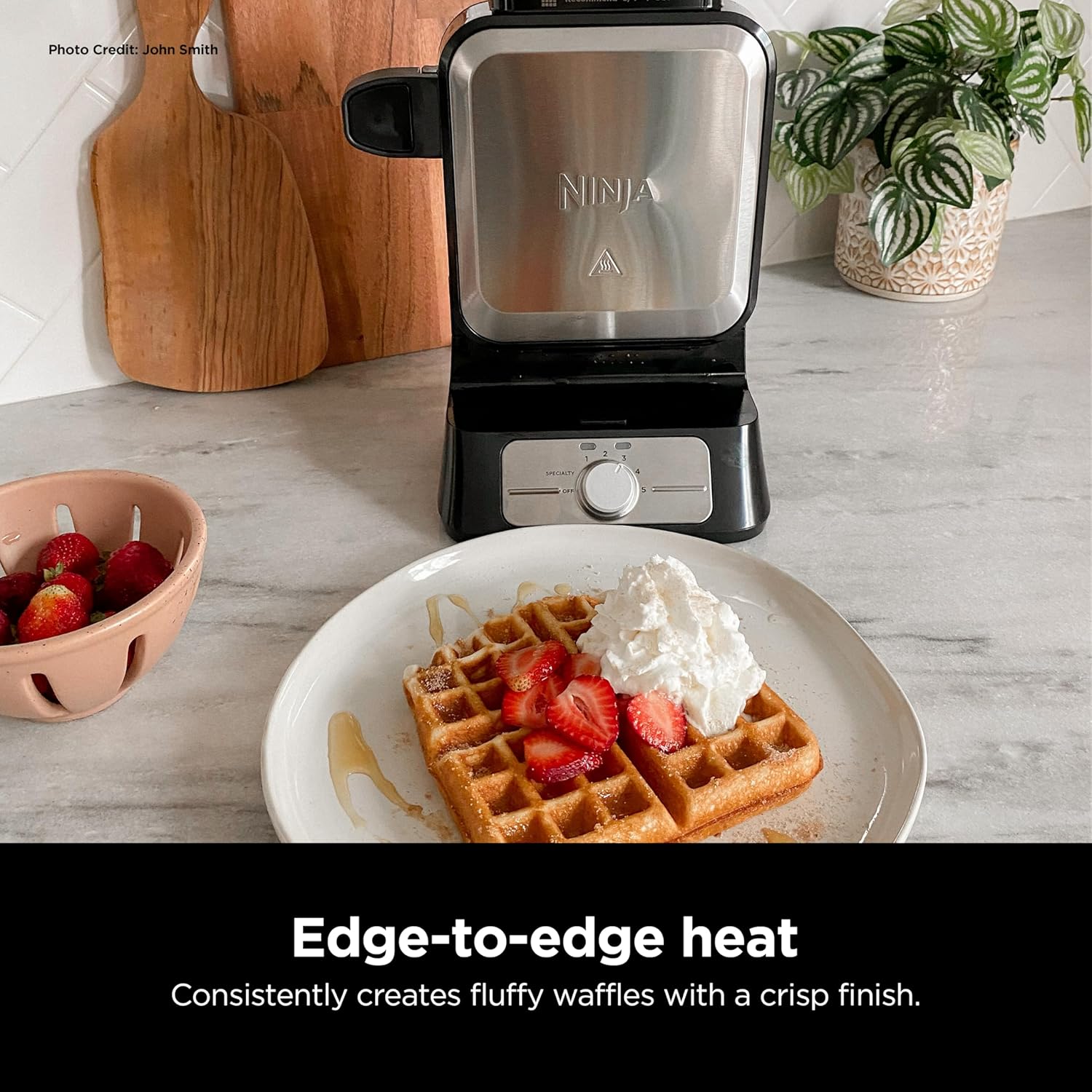 Thumbnail 4 de Ninja BW1001 Belgian Waffle Maker 1-inch 🧇