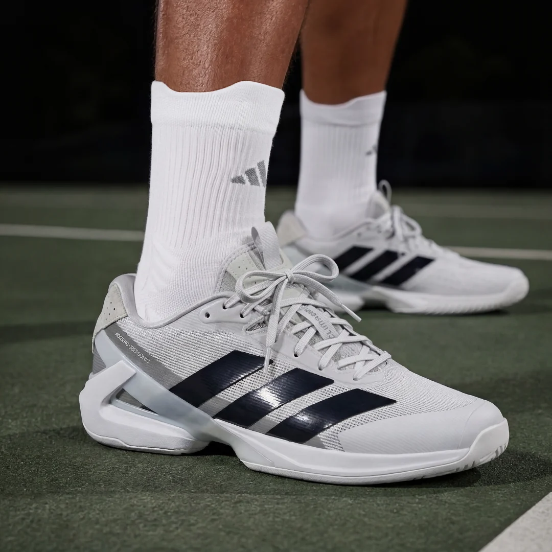 Detalle de Zapatilla Adizero Ubersonic 5 Tennis de Adidas (gris)