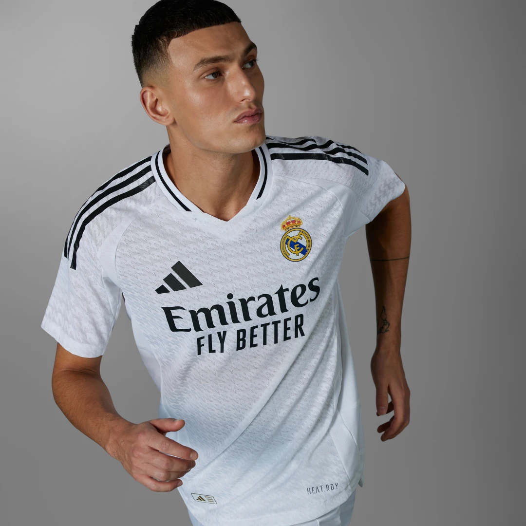 Detalle de Camiseta primera equipación Real Madrid 24/25 Authentic – Adidas