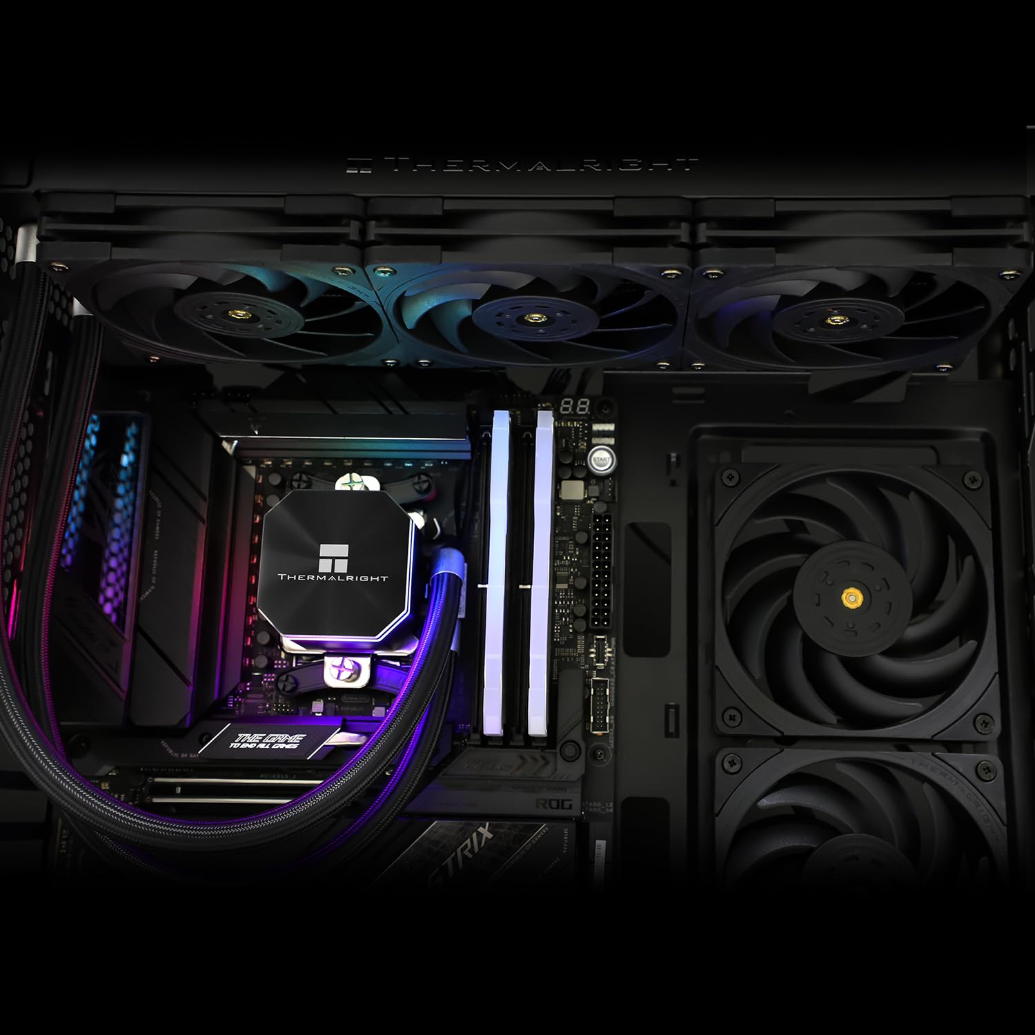 Detalle 2 de TR Frozen Edge 360 Black refrigeratore d’acqua liquido per CPU con ventola PWM da 120 mm (fila fredda 360)