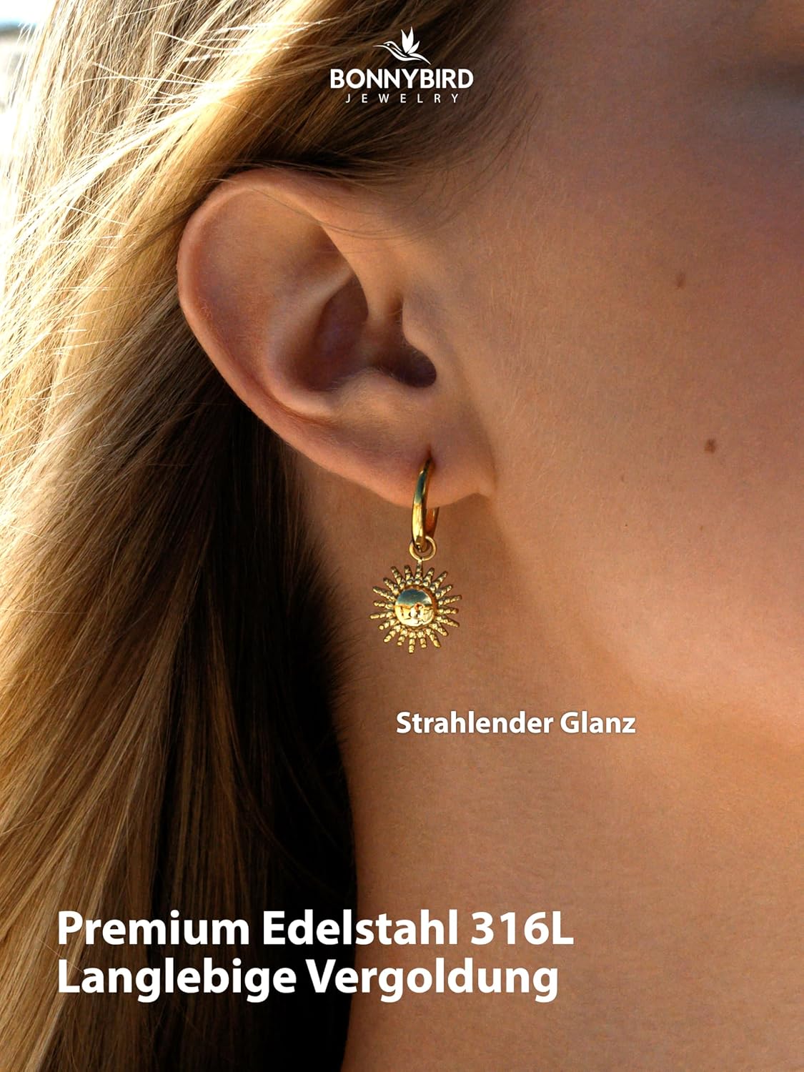 Detalle 2 de BONNYBIRD BonnySun wasserfeste Edelstahl-Ohrringe „Sonne“ (Creolen) 14 mm in Silber, Gold & Roségold