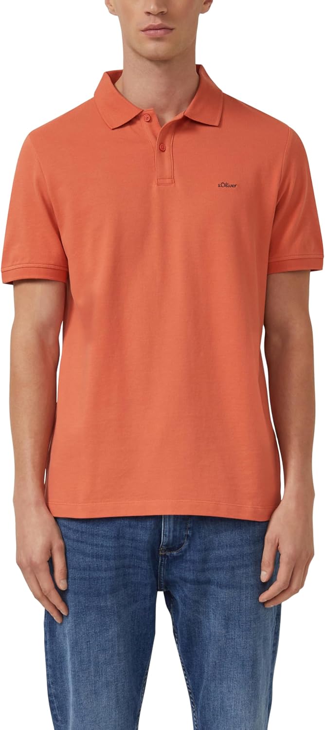 Detalle de s.Oliver Poloshirt mit kleinem Label-Print – klassisches Polo für Alltag und Büro