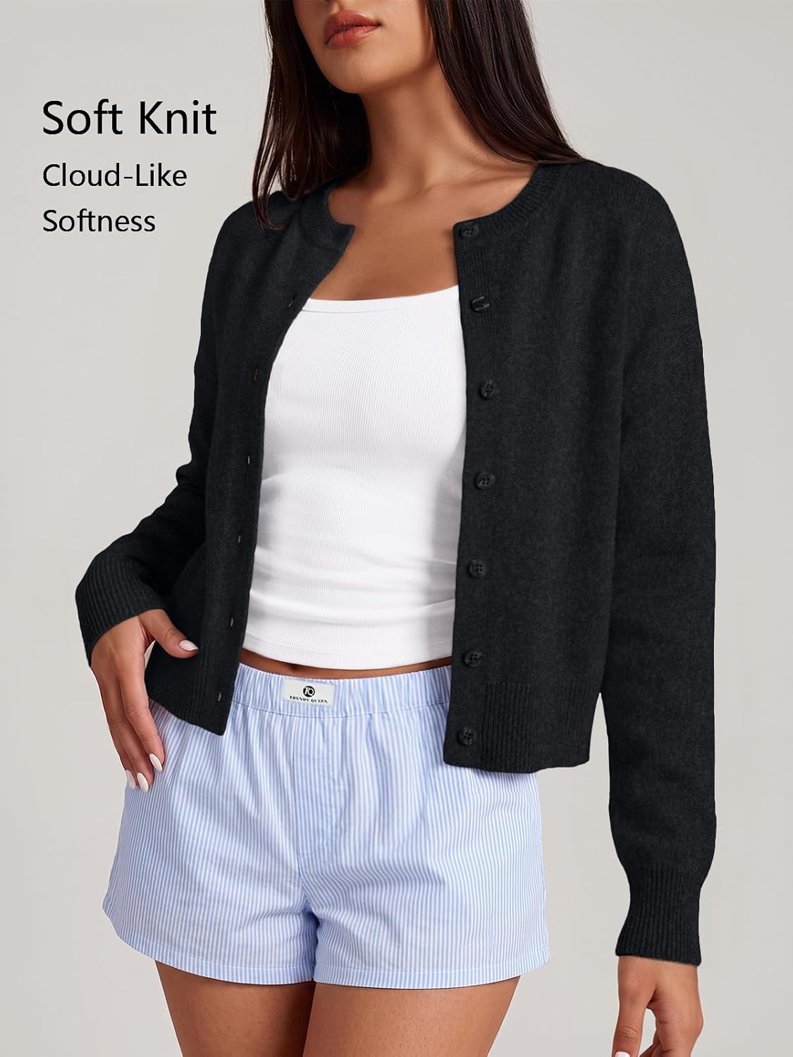 Detalle 2 de Trendy Queen Cropped Cardigan Sweater 2026