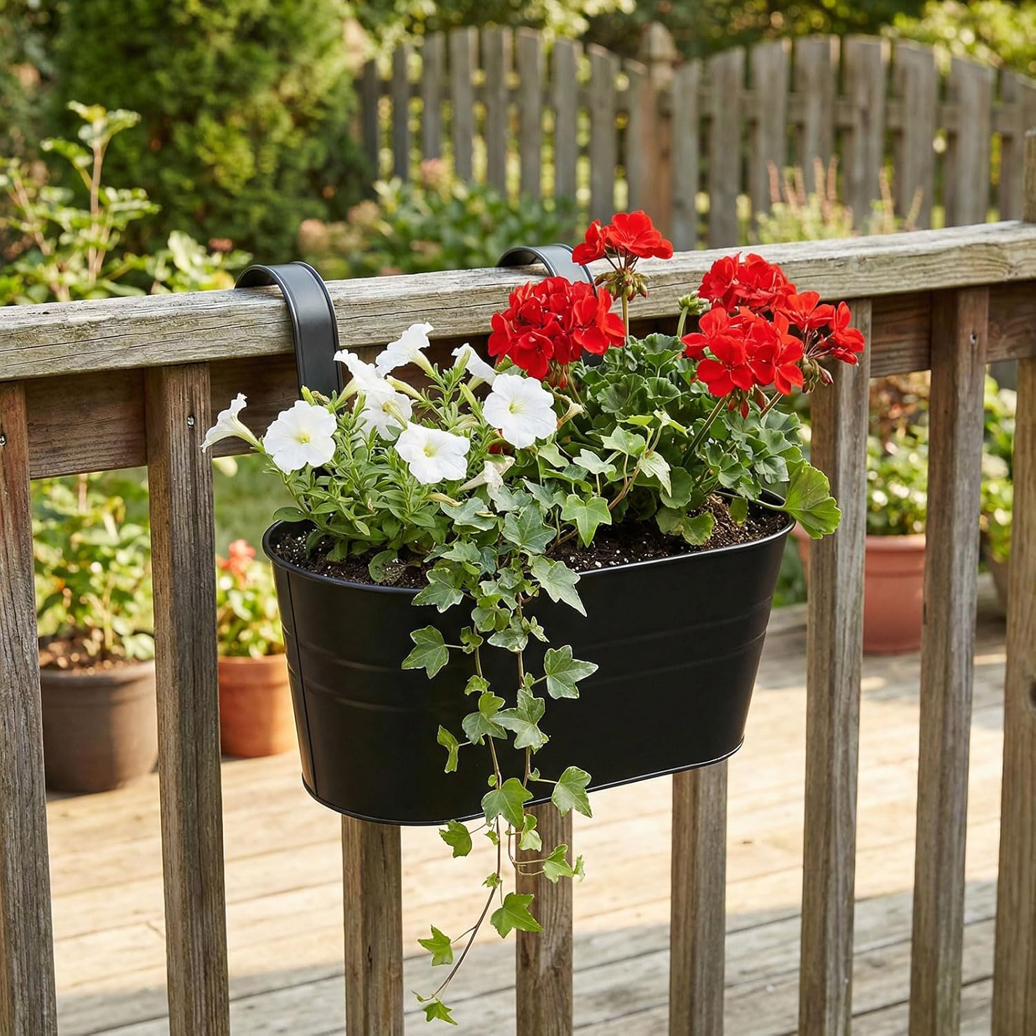 Thumbnail 5 de Atoke 4 Pack Metal Hanging Flower Pots for Railing Fence – 27.5cm Balcony Planter Buckets with Detachable Hooks (Black)