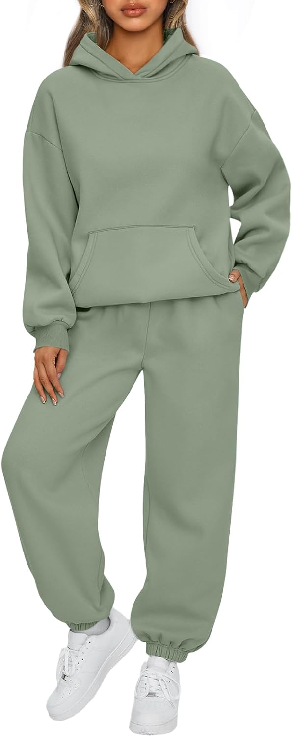 Detalle de AUTOMET Two-Piece Women's Lounge Set