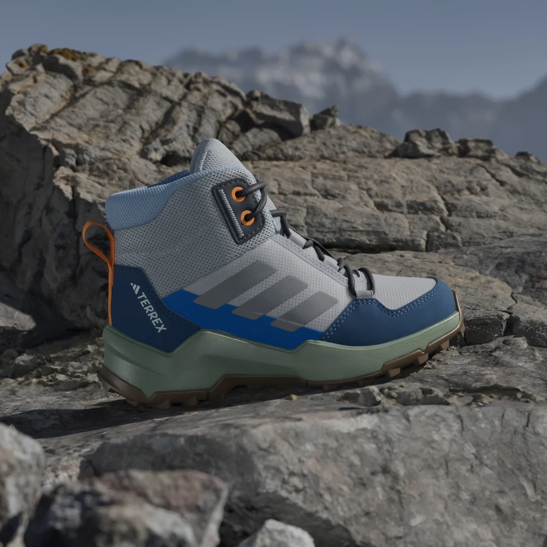 Detalle 2 de Zapatilla Terrex Ax4r Mid Hiking de Adidas: ¿vale la pena para rutas medianas en terreno variable?