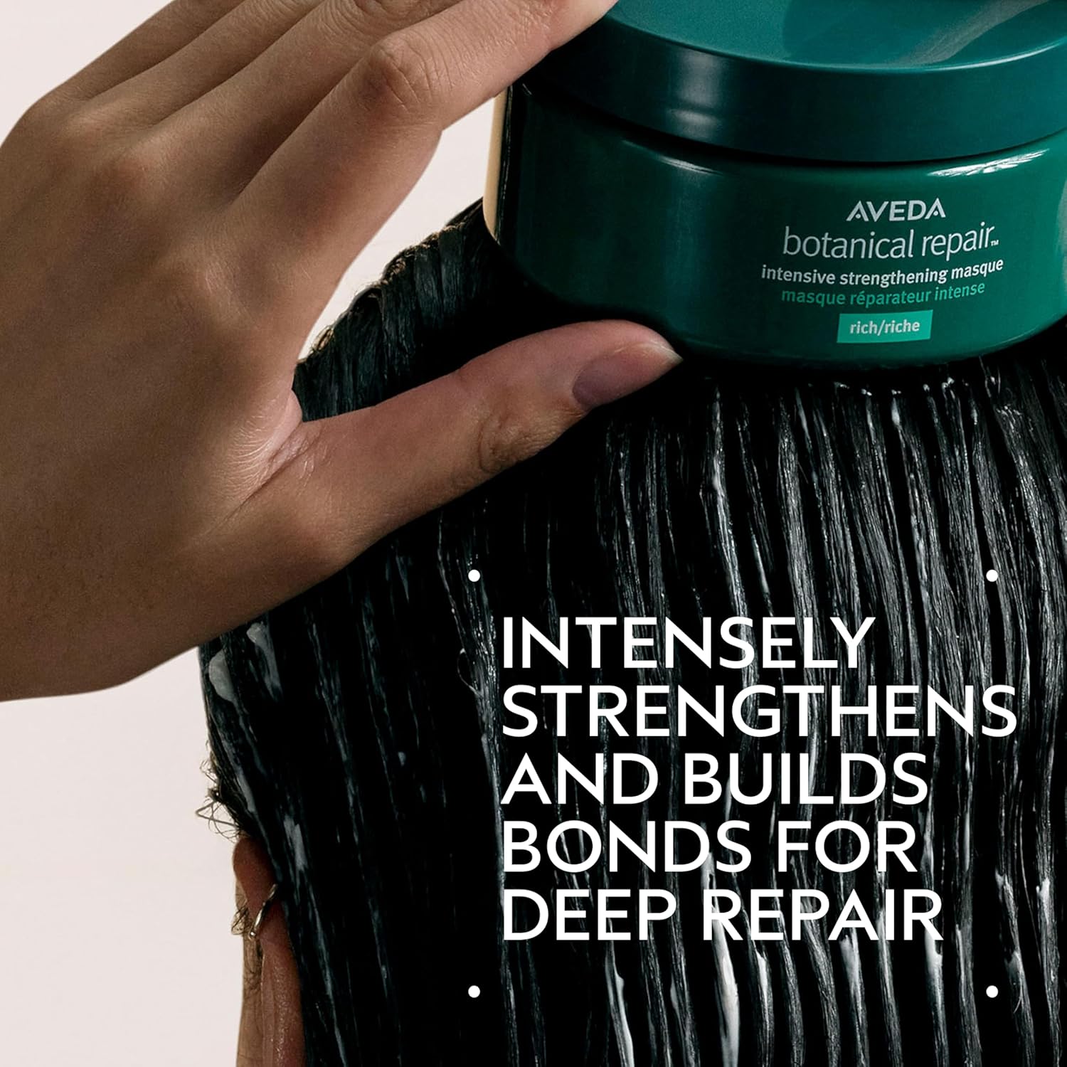 Detalle de Aveda Botanical Repair Intensive Strengthening Masque Rich — Bond-Building Hair Mask for Stronger, Softer Hair