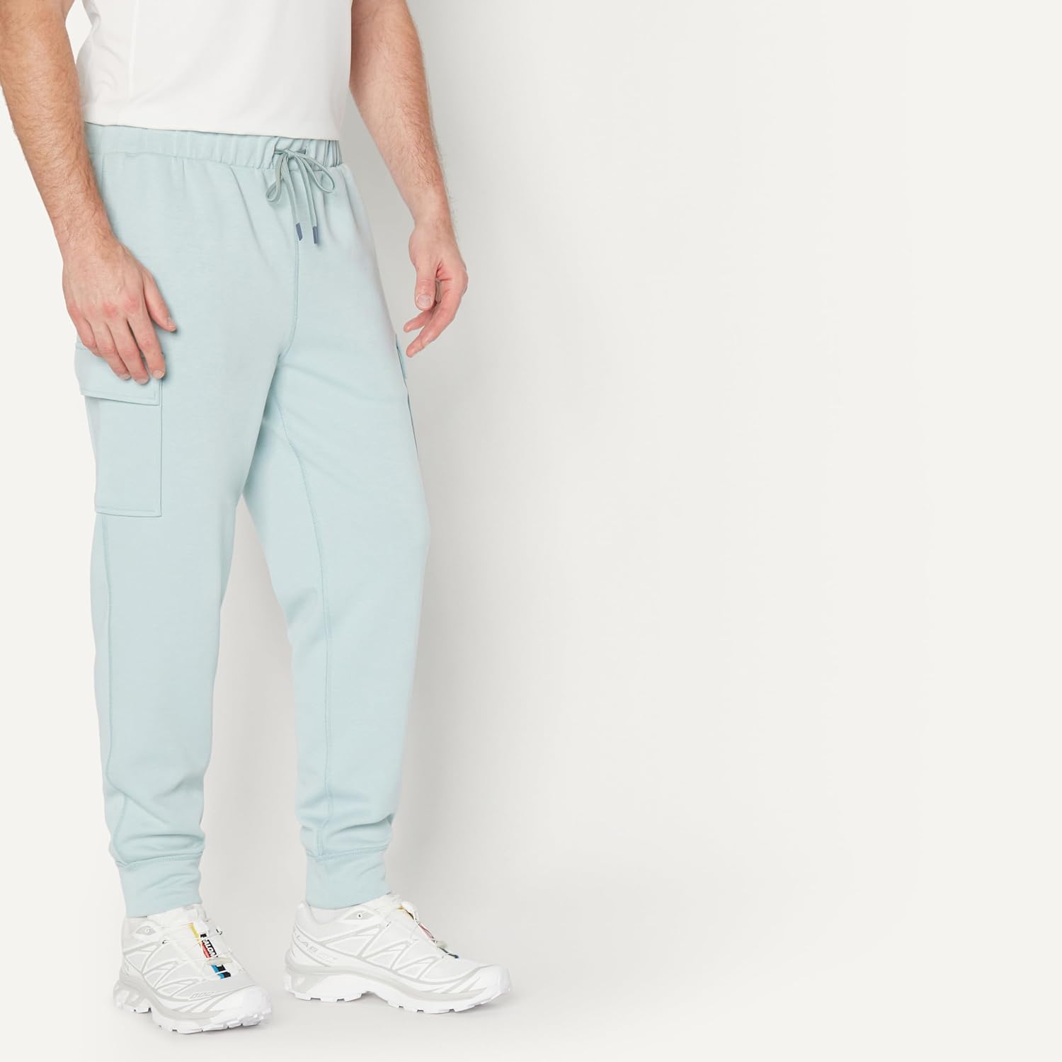 Detalle de Amazon Essentials Men's Active Sweat Relaxed-Fit Cargo Jogger