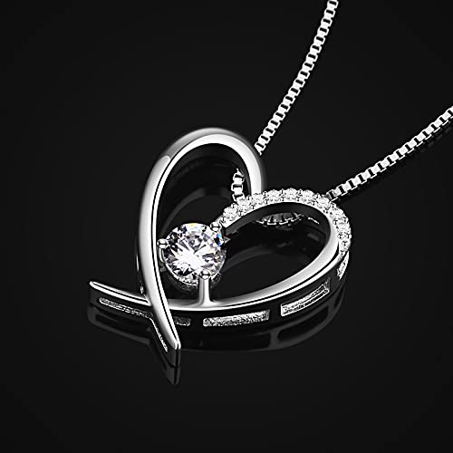 Detalle 1 de Jewlldeen Collar Corazón 925