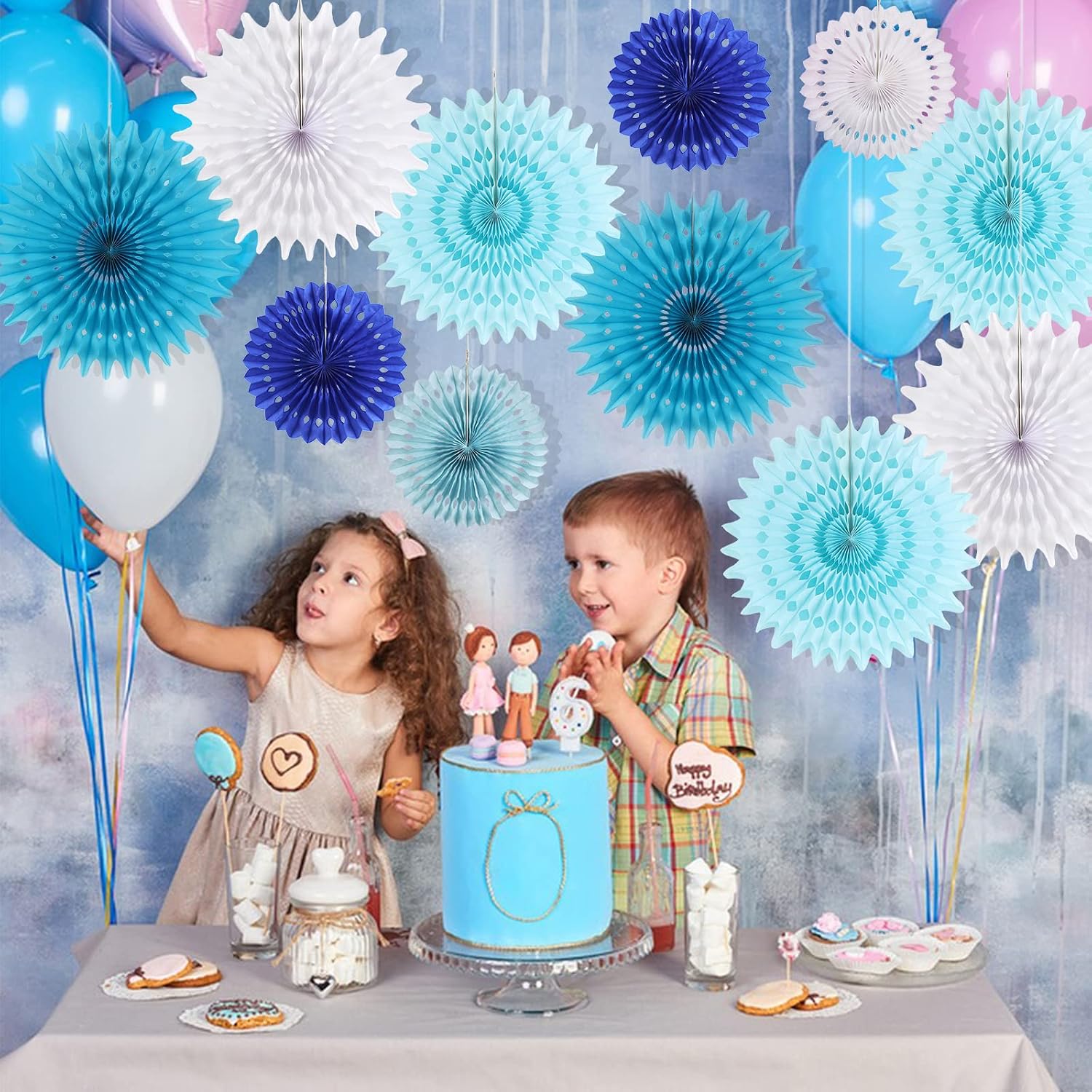 Detalle de SUNBEAUTY Papier-Fächer-Girlande (15 Stück) in Blau und Weiß für Party-Deko
