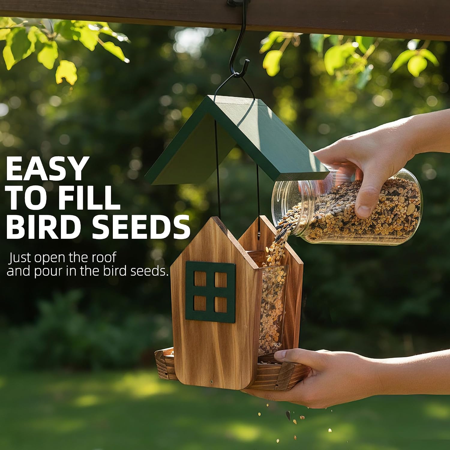 Detalle 1 de Wooden Hanging Bird Feeder