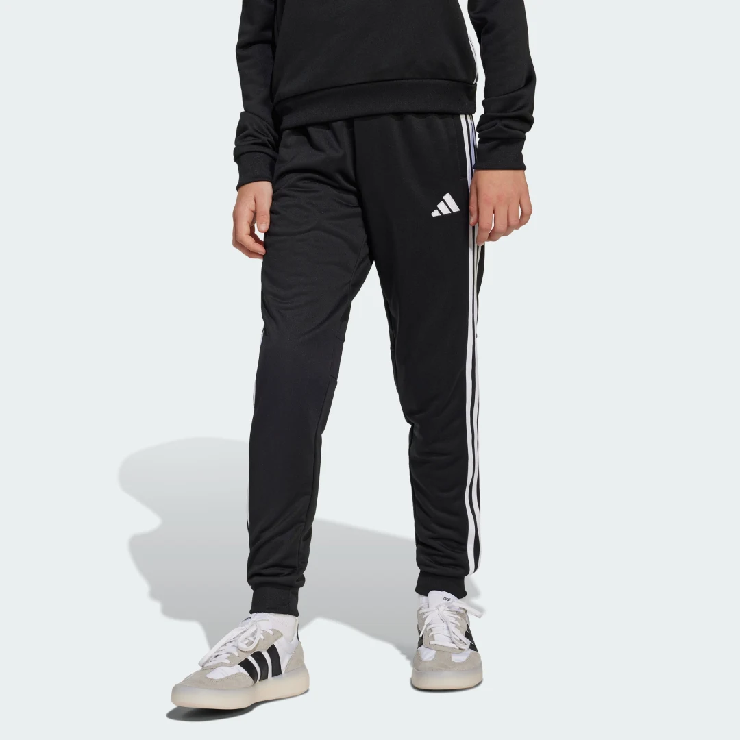 Detalle de Pantalón Tiro 25 Essentials (Adolescentes) de Adidas – Negro