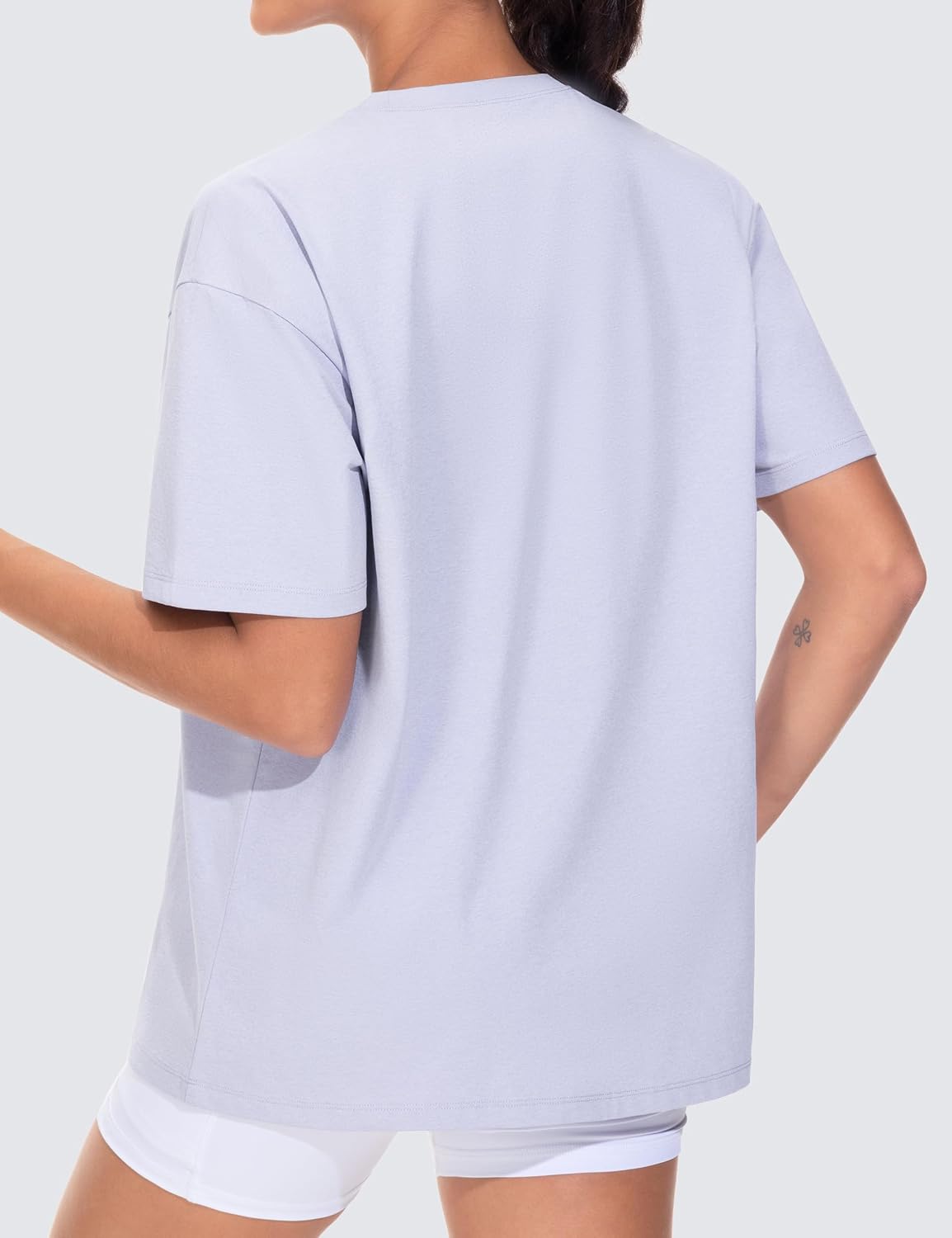 Detalle 2 de THE GYM PEOPLE Women's Oversized T-Shirt, Short Sleeve Crewneck