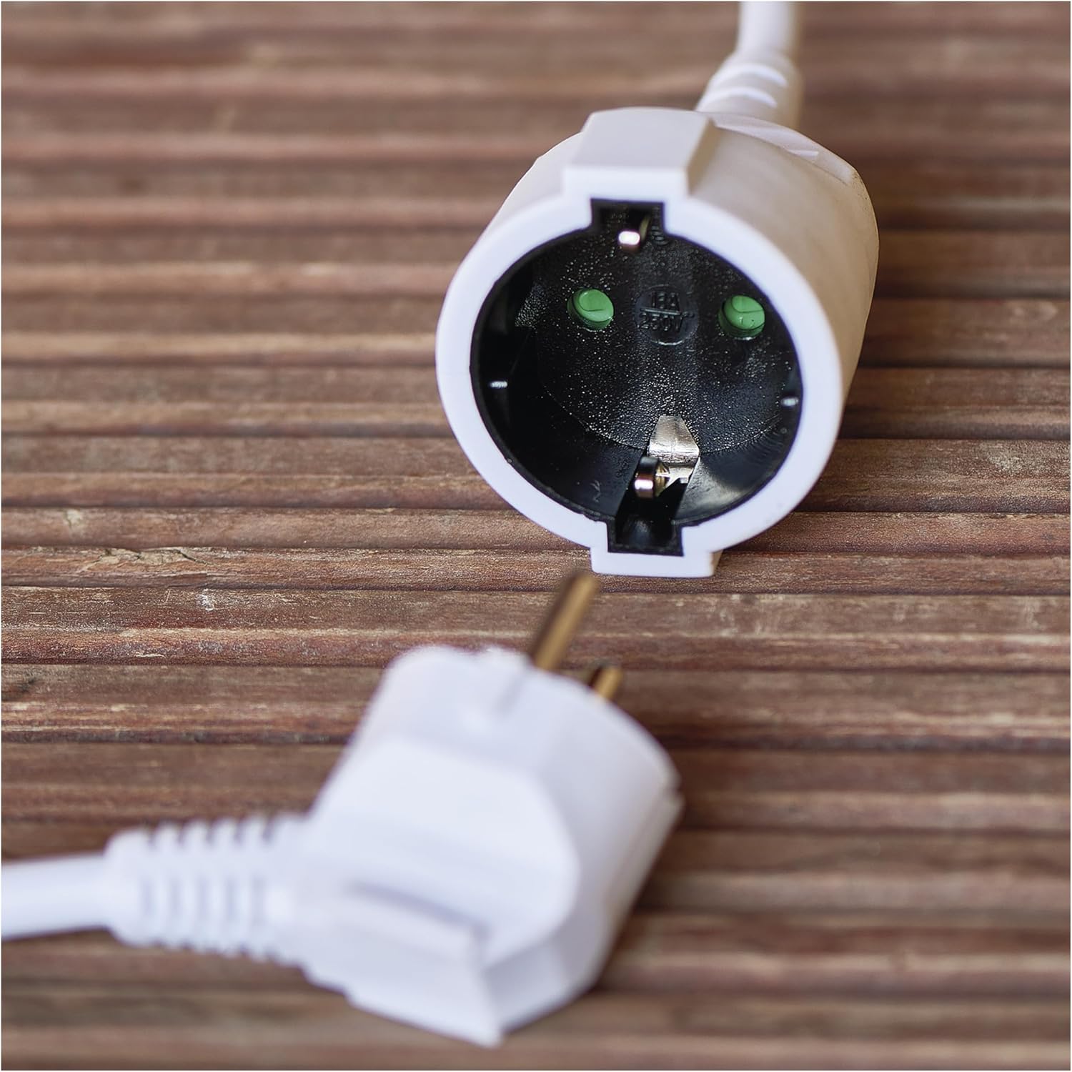 Detalle de EMOS IP20 Verlängerungskabel 5 m – 1 Schuko-Steckdose, 250 V, 16 A, 3680 W, Innenbereich