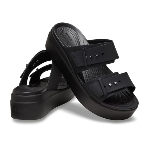 Detalle de Crocs Femme Brooklyn Buckle Low Wedge Sandales – Noir (41/42 EU)