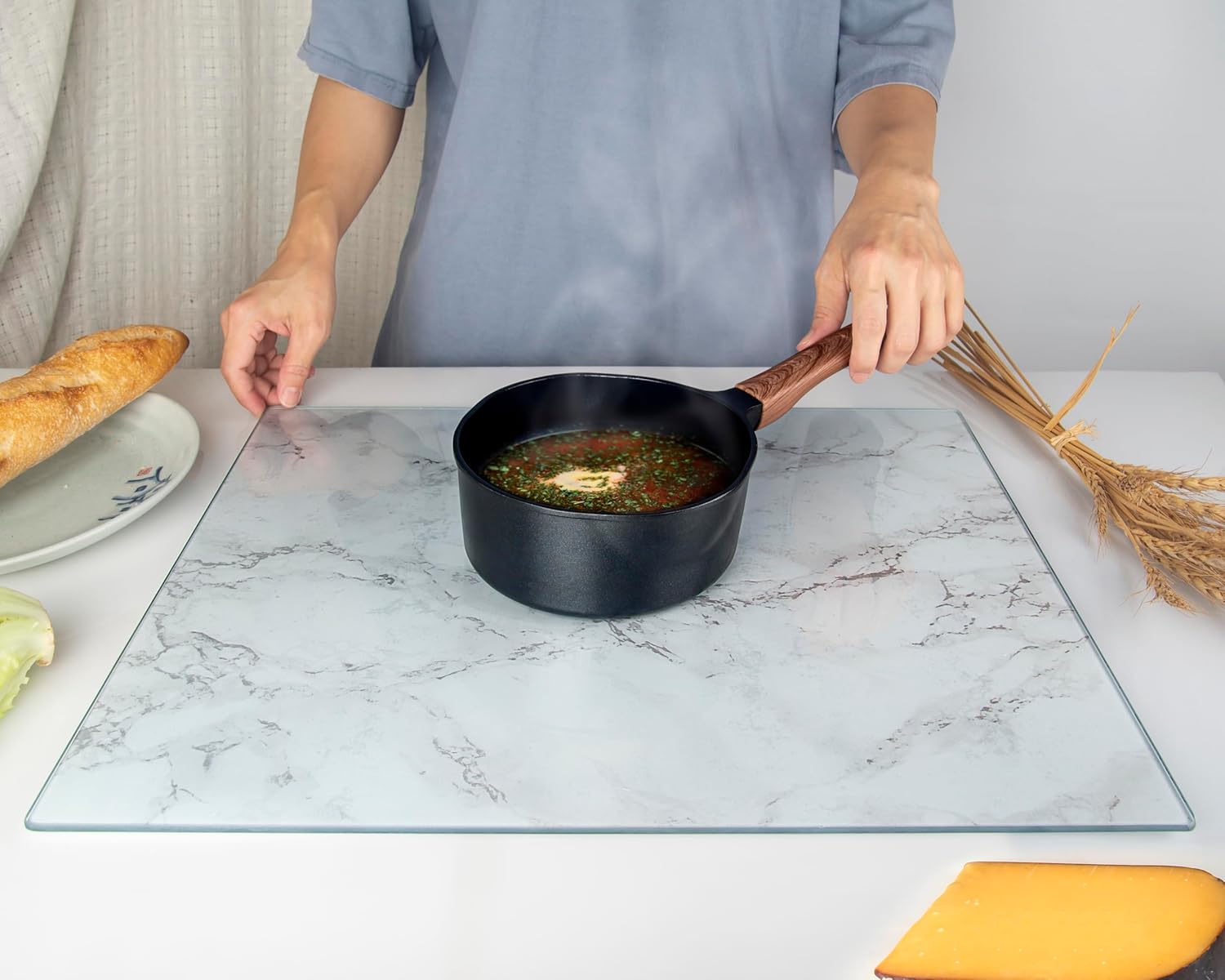 Thumbnail 5 de Kitchenville Glass Chopping Board 50x40cm (Grey Marble) tempered glass worktop saver