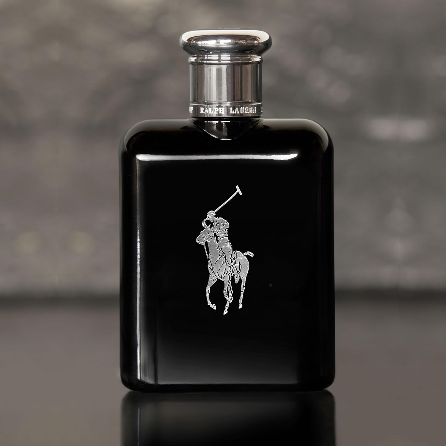 Detalle de Ralph Lauren Polo Black Eau de Toilette für Herren – holzig-aromatischer Duft mit Mango und Patchouli