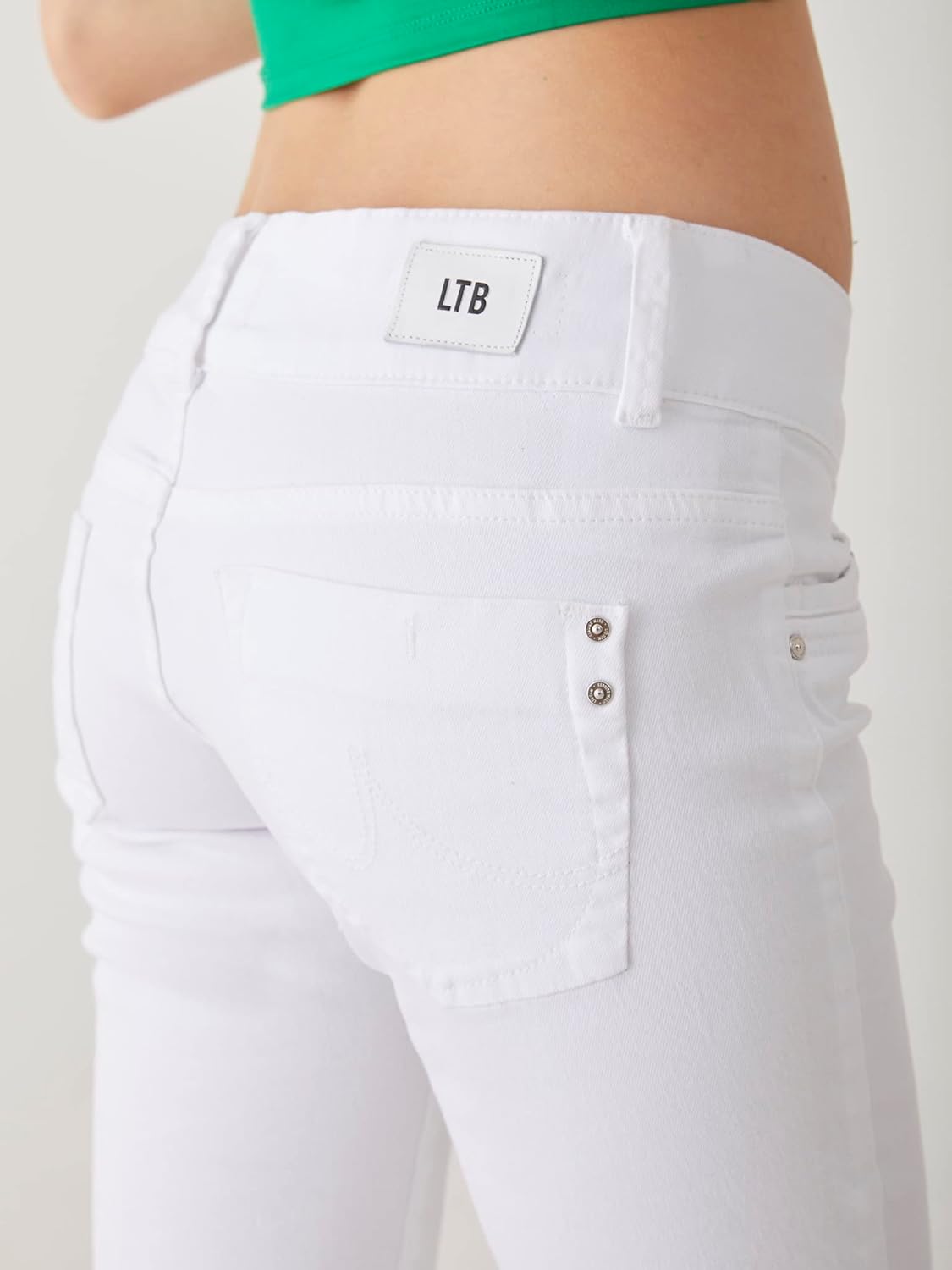 Thumbnail 2 de LTB Damen Jeans Molly – zeitlose Denim mit gleichmäßiger Optik und praktischen Taschen
