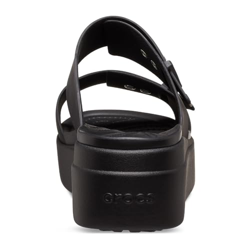 Detalle de Crocs Femme Brooklyn Buckle Low Wedge Sandales – Noir (41/42 EU)
