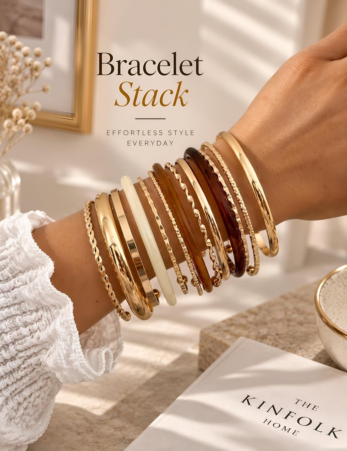Detalle de Gold Bangle Bracelets, 13-Bangle Set