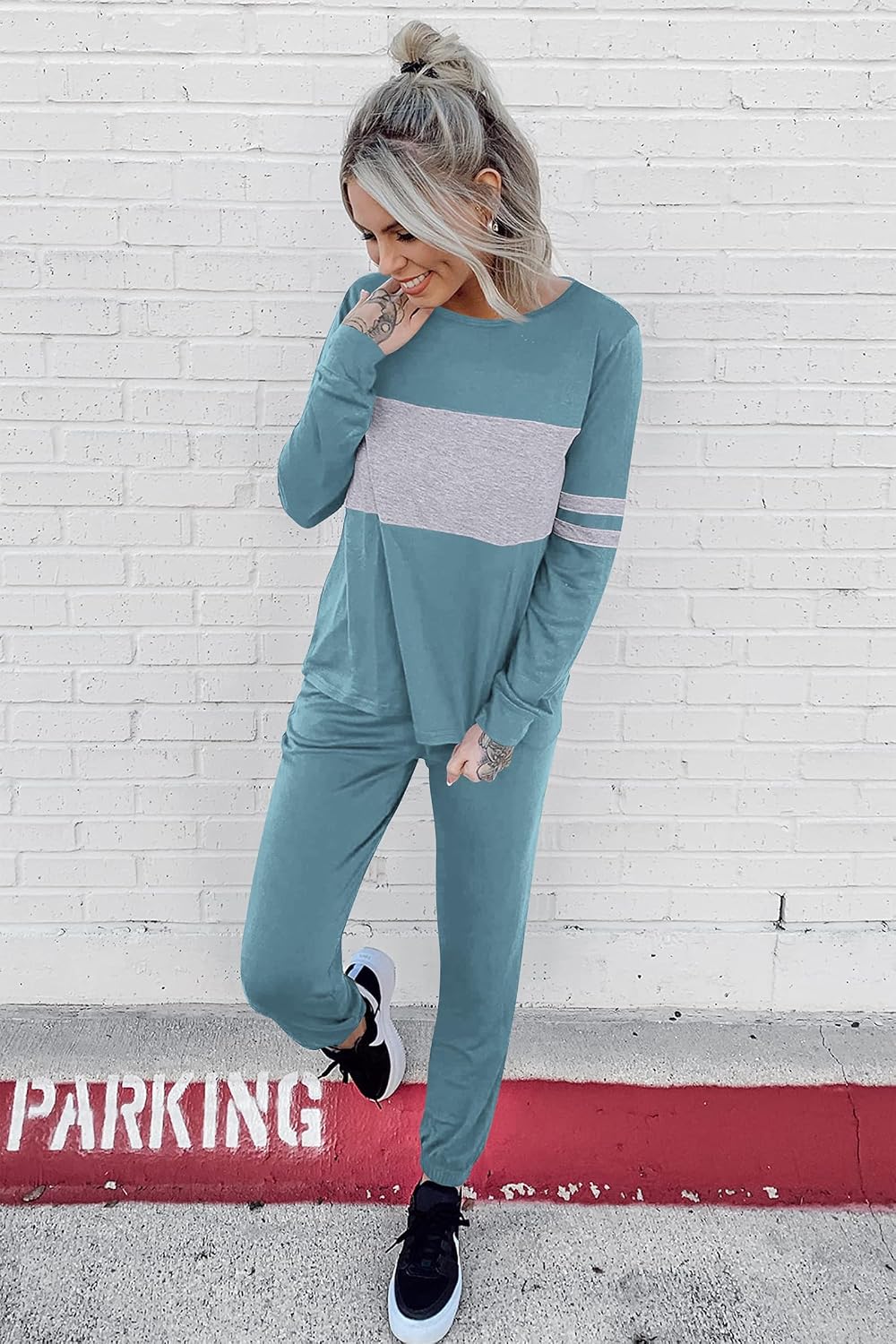Detalle de PRETTYGARDEN Women's Tracksuit Set, Two-Piece