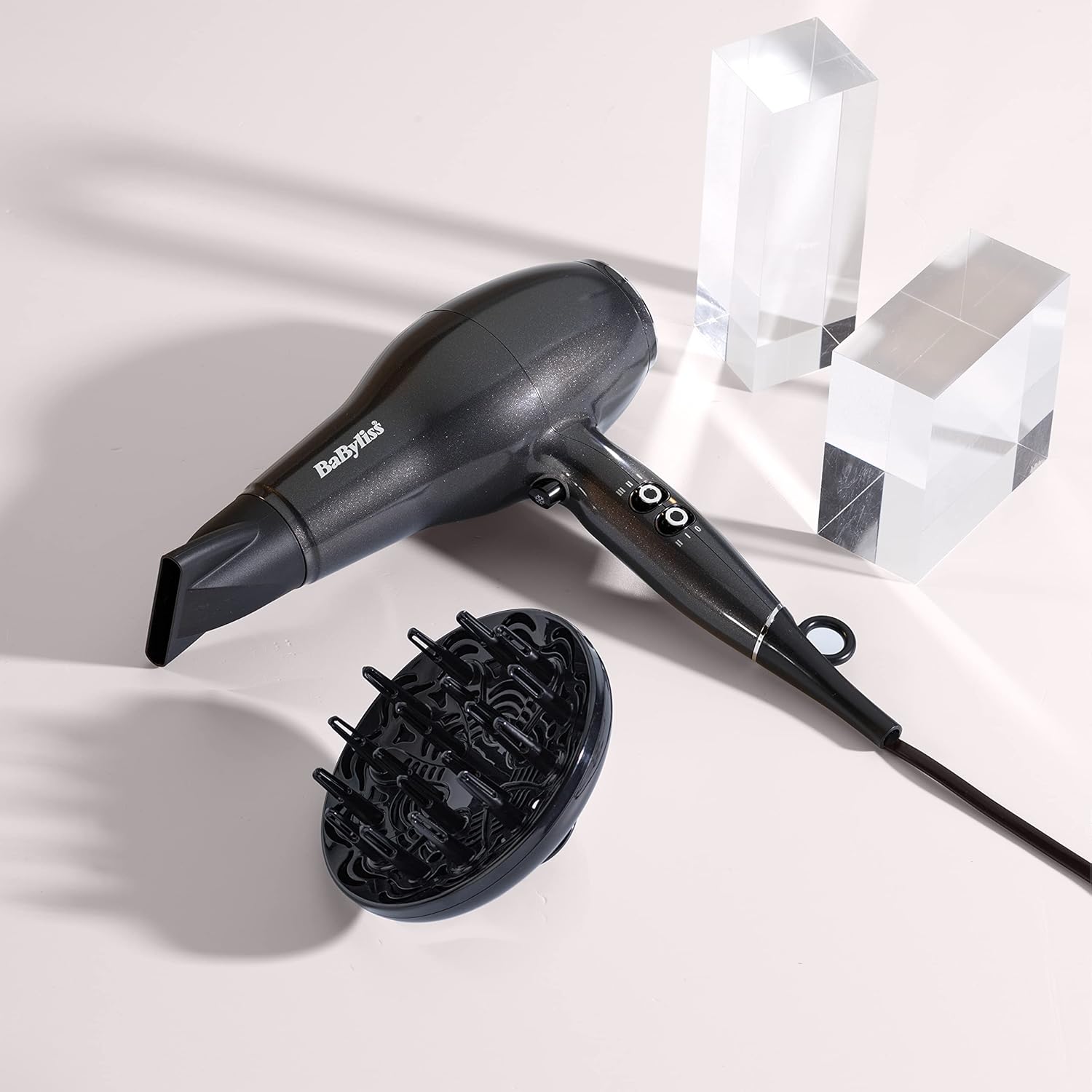 Thumbnail 1 de BaByliss Platinum Diamond 6490DU Hair Dryer & Diffuser (2300W) with Ionic Frizz-Control