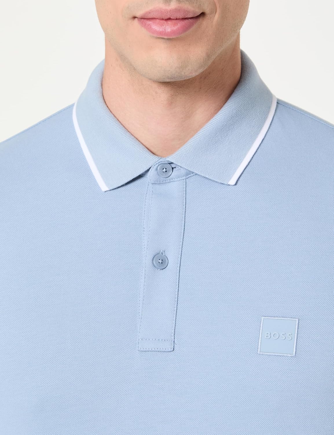 Detalle 2 de Boss Polo Uomo: stile senza tempo e comfort quotidiano