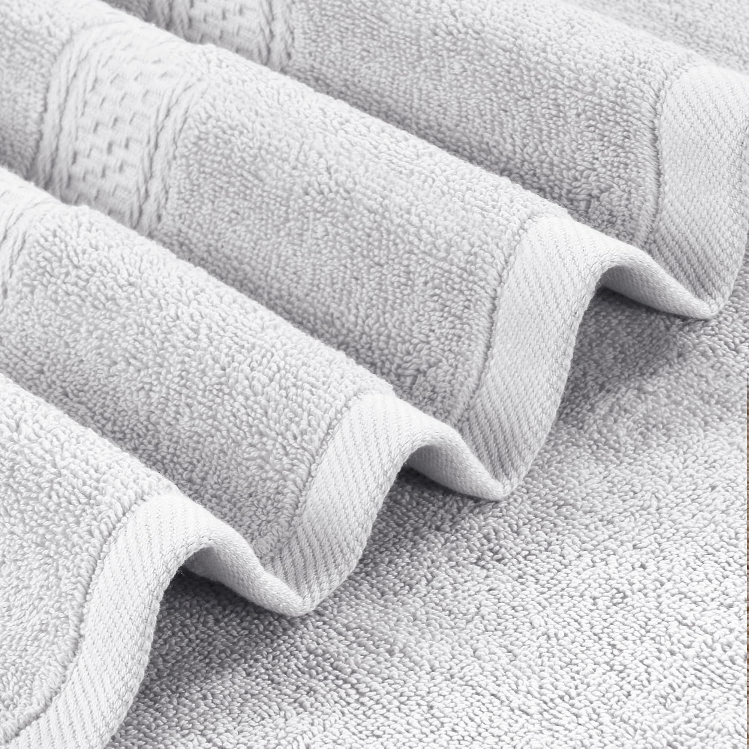 Detalle 1 de Utopia Towels – zestaw 4 ręczników kąpielowych 600 g/m², bawełna, srebrny