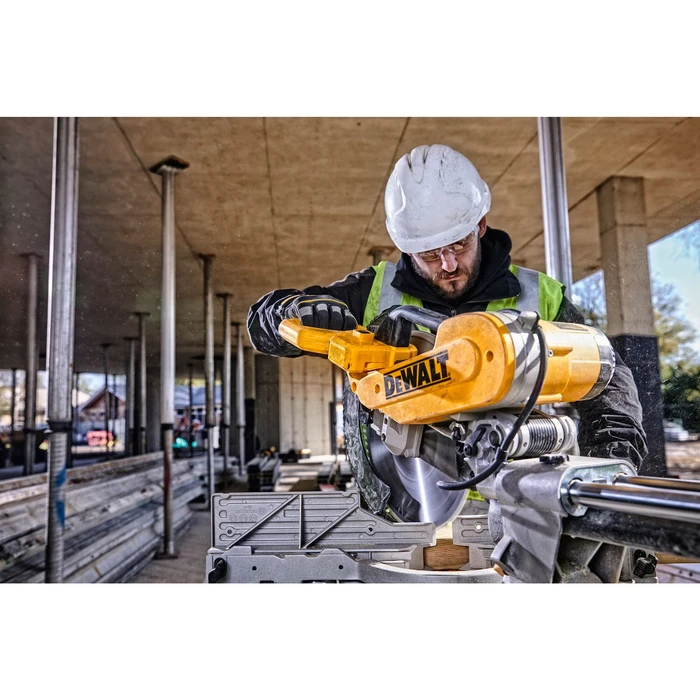 Thumbnail 4 de DeWalt DWS780-QS: Präzisions-Kappsäge für Laminat, Fußleisten und Fensterrahmen