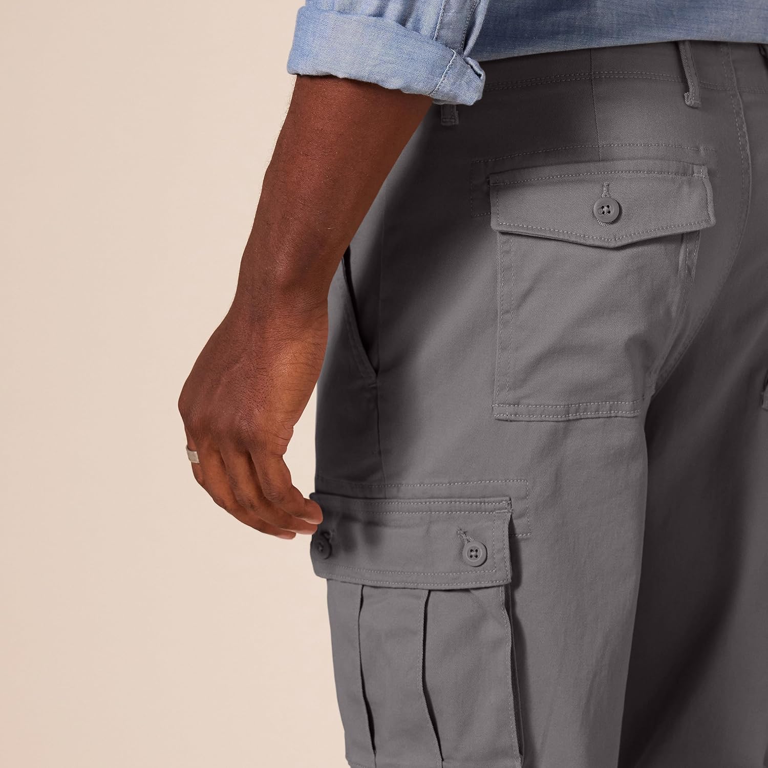 Thumbnail 3 de Amazon Essentials Men's Straight Fit Stretch Cargo Work Trousers (Available in Big & Tall)