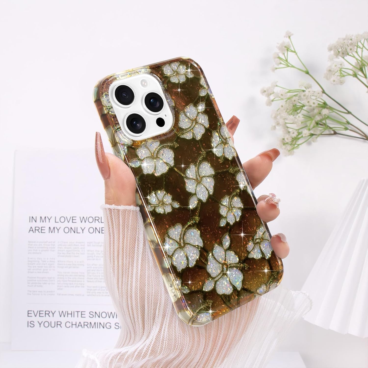 Thumbnail 5 de Ethanger iPhone 15 Pro Case with Soft TPU