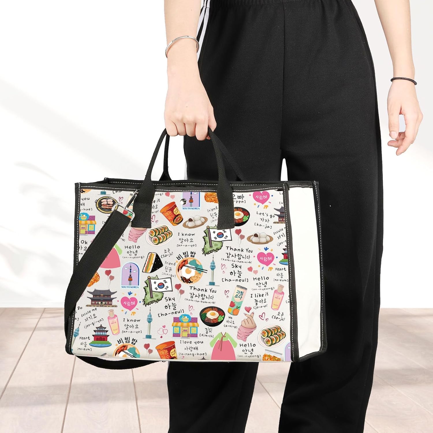 Detalle de MYSOMY Korean Tote Bag — Seoul Shoulder Bag for Travel, K-Drama & K-Pop Fans