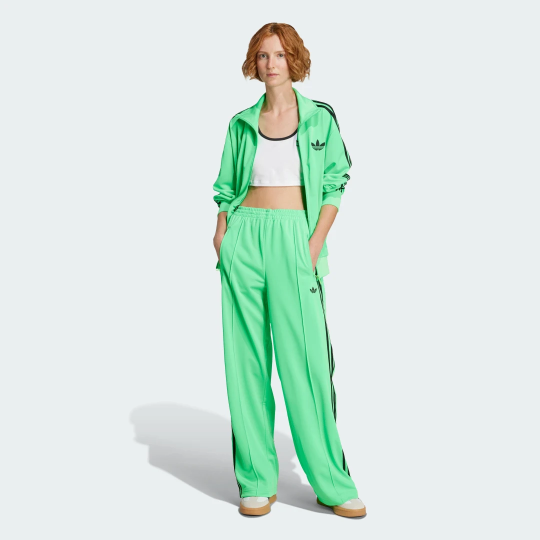 Detalle de Pantalón Adicolor Classic Firebird Loose de Adidas: guía de compra y uso