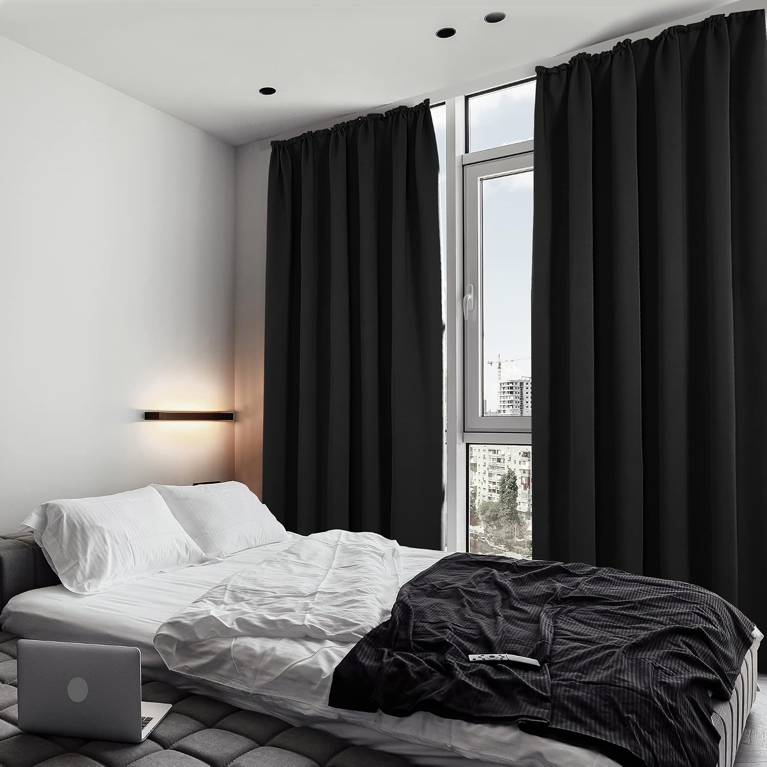 Detalle de Deconovo Thermo Verdunkelungsvorhänge mit Kräuselband, 220x140 cm (Höhe x Breite), Schwarz – 2er Set