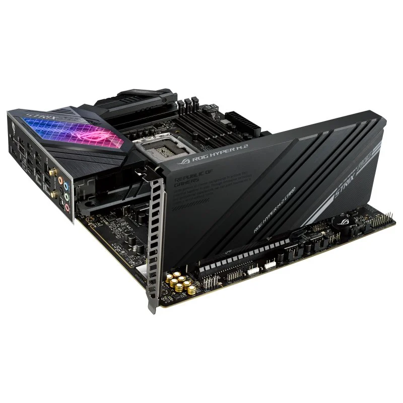 Detalle de Asus ROG STRIX Z690-E Gaming WiFi placa base 🖥