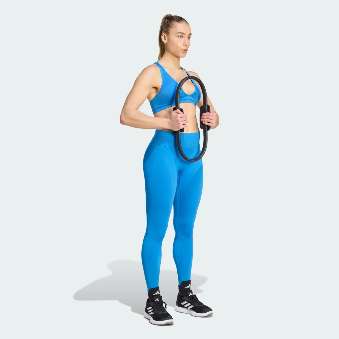 Thumbnail 2 de Mallas Workout Essentials Knit Scrunch 7/8 de Adidas – color Azul