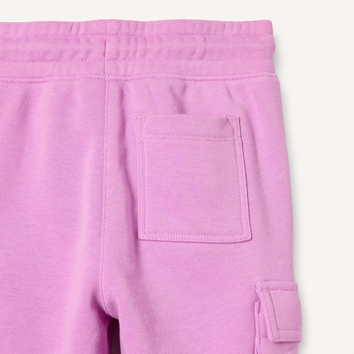 Thumbnail 3 de Amazon Essentials Unisex Kinder Cargo-Jogginghose (Relaxed Fit, Frottee, Kordelzug)