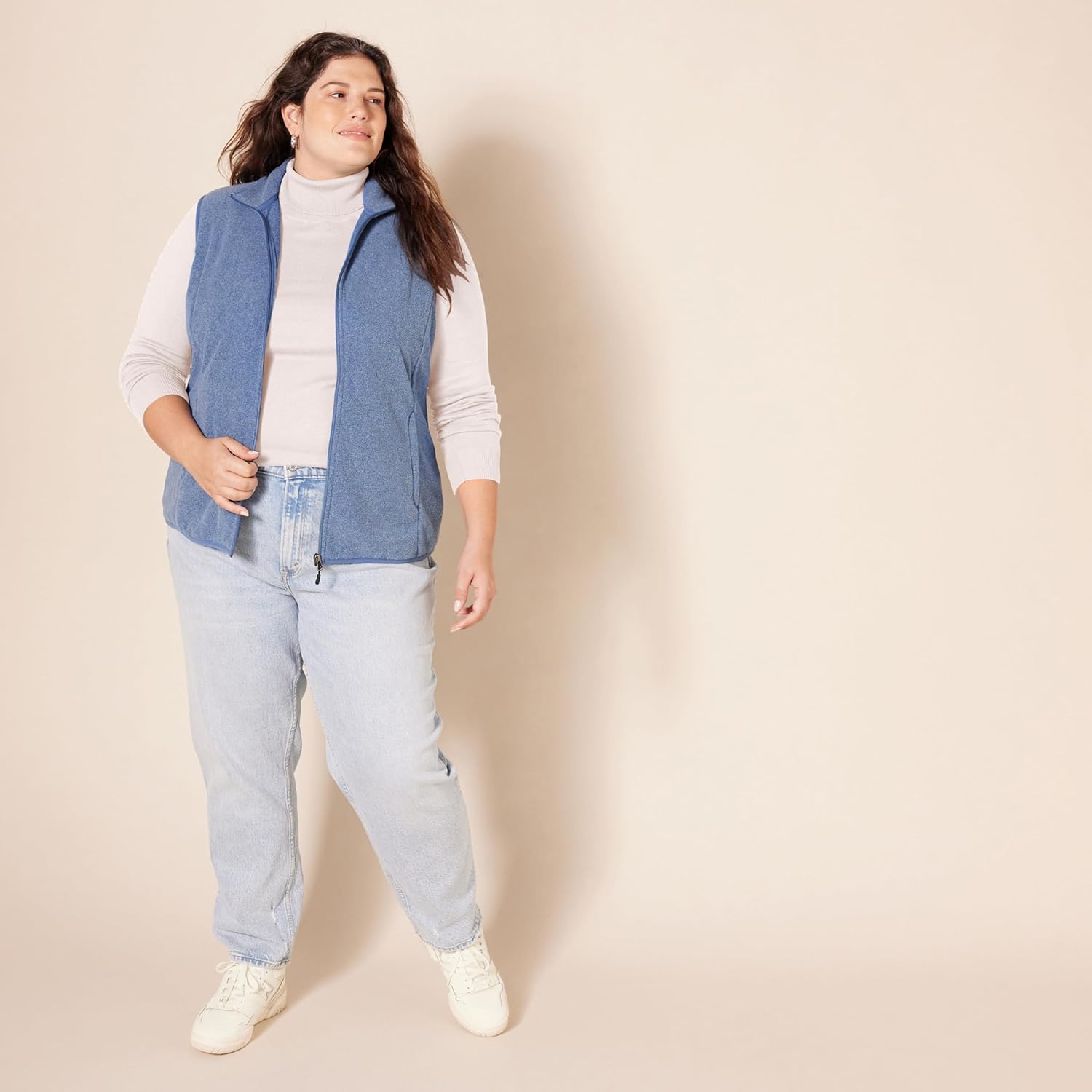 Thumbnail 6 de Amazon Essentials Damen Rollkragenpullover mit langem Arm – leichter Baumwollmix, klassischer Schnitt (auch in Übergröße)