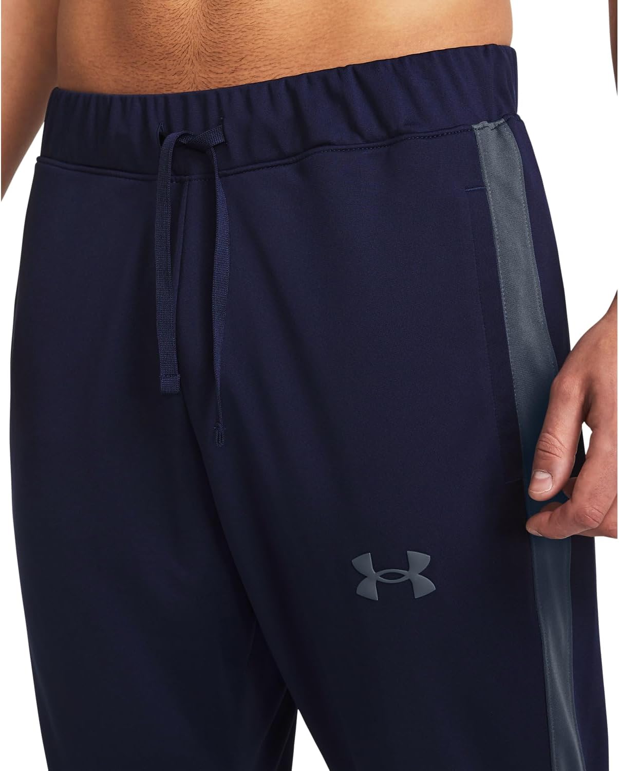 Detalle de Under Armour UA Knit Track Suit para hombre: chándal cómodo en azul medianoche/gris oscuro