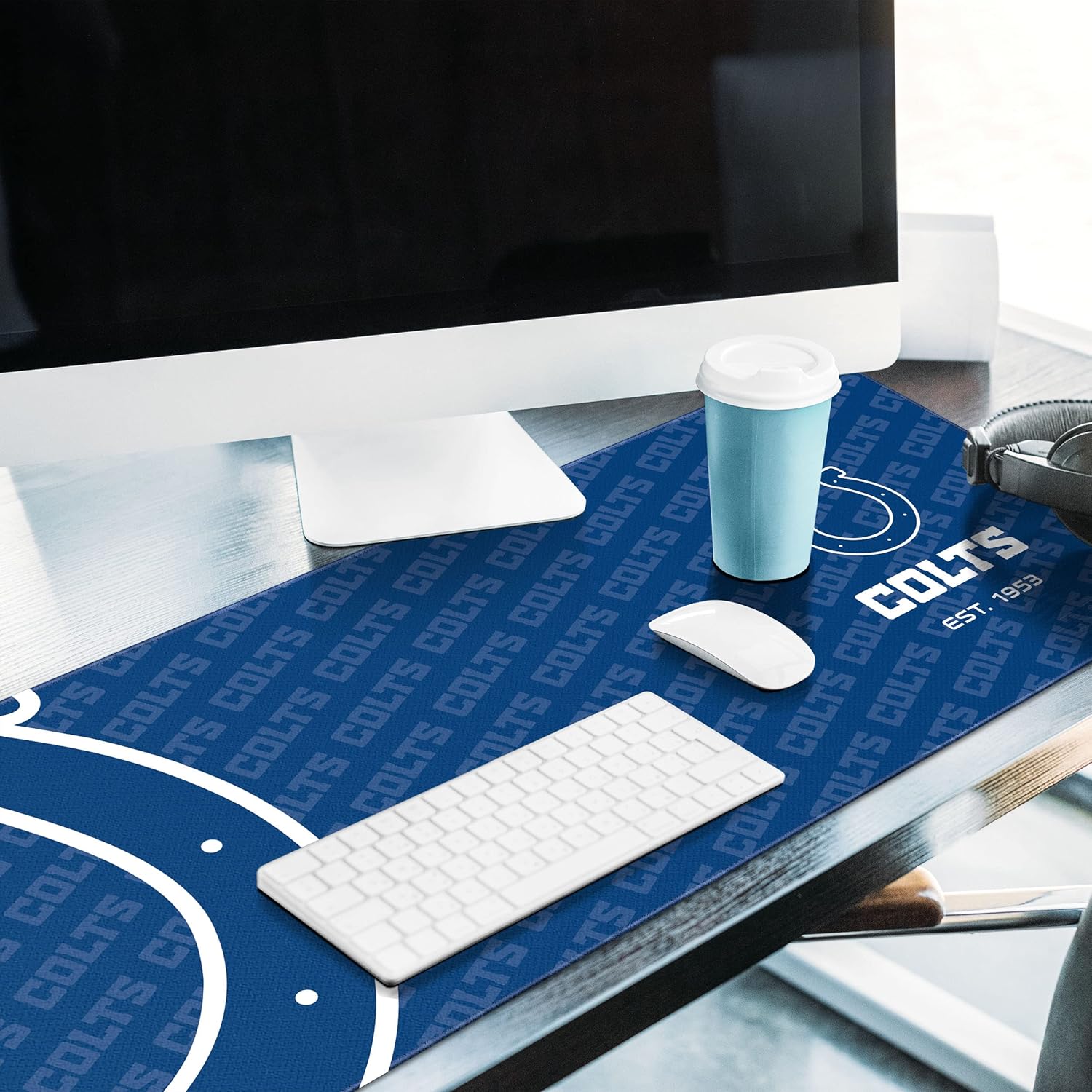 Detalle de YouTheFan NFL Logo Series Deskpad — washable fabric desk mat with non-slip backing