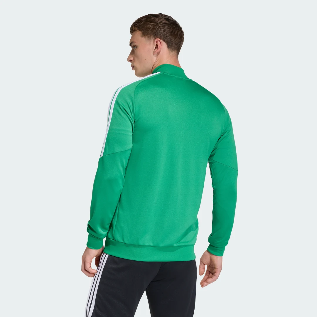 Detalle 2 de Chaqueta de entrenamiento Tiro 26 League de Adidas: comodidad y rendimiento para tus entrenamientos