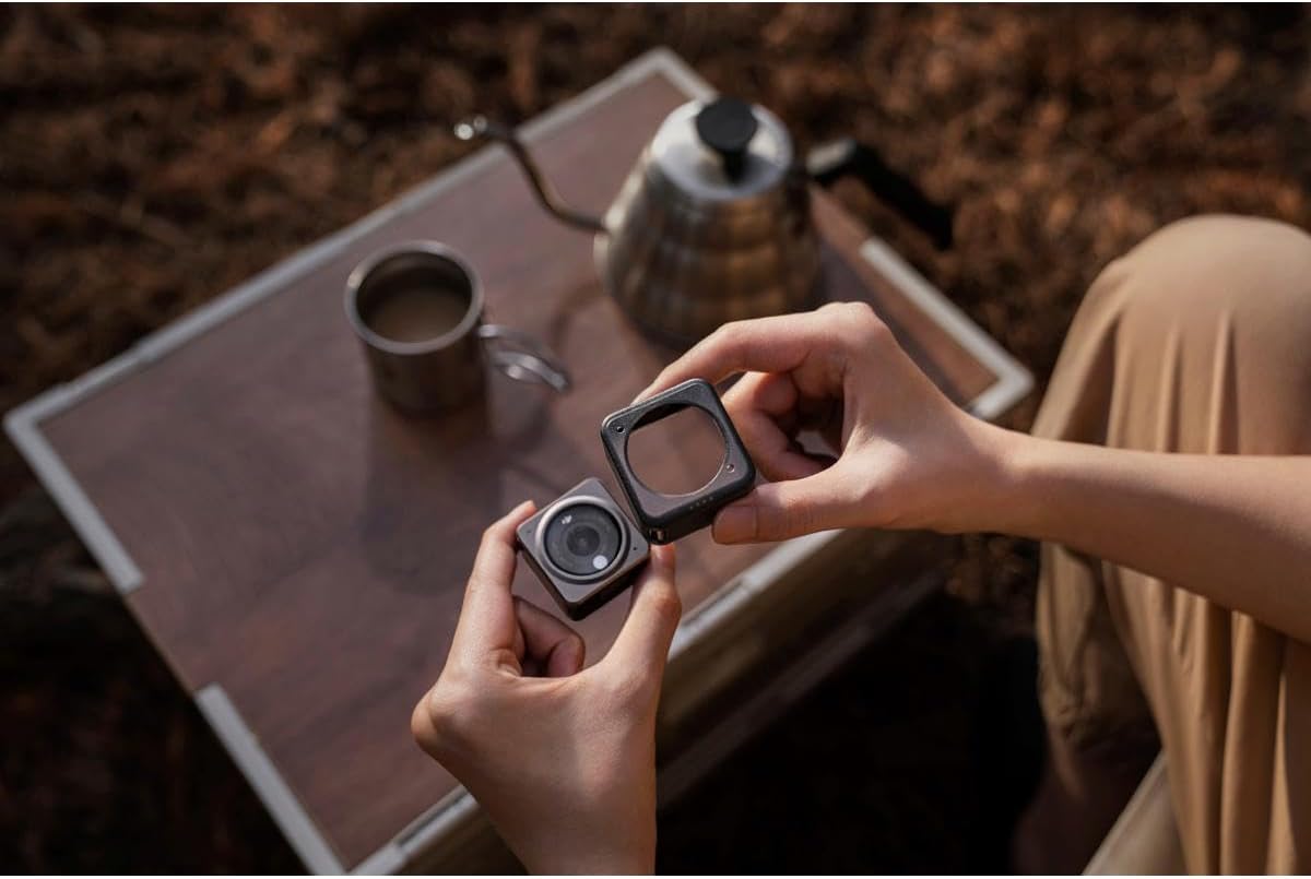 Detalle 2 de DJI Action 2 Magnetische Schutzhülle – kompatibel mit Action 2 Kamera, Front-Touchscreen-Modul und Akku-Modul