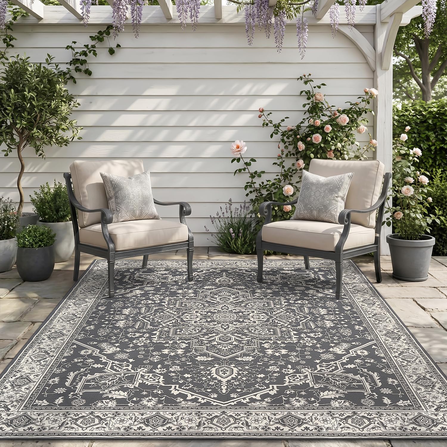 Detalle de Engiw 5 x 8 ft Outdoor Rug, Machine-Washable Flatweave, Blackish Grey