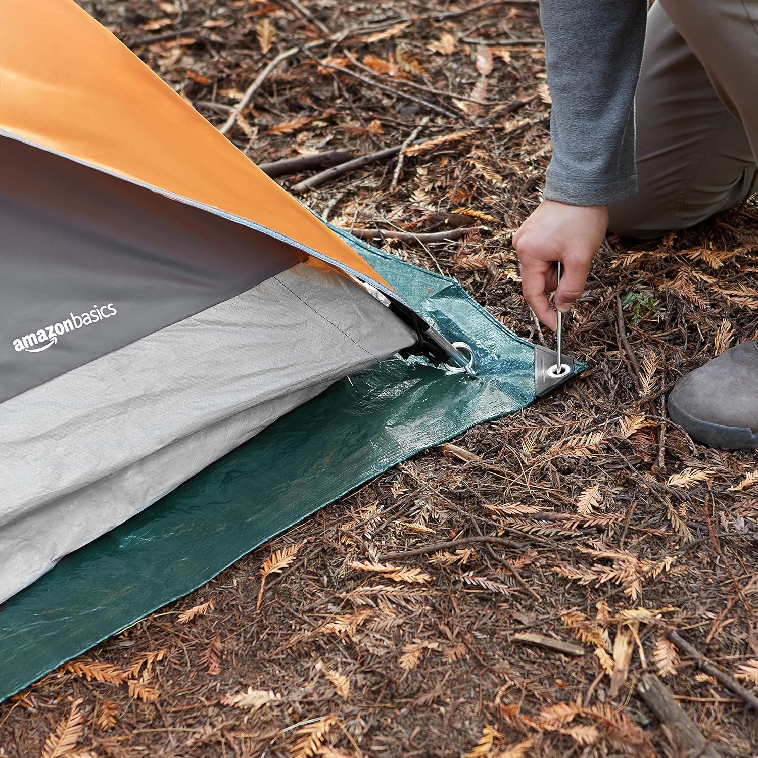 Detalle de AmazonBasics Waterproof Camping Tarp