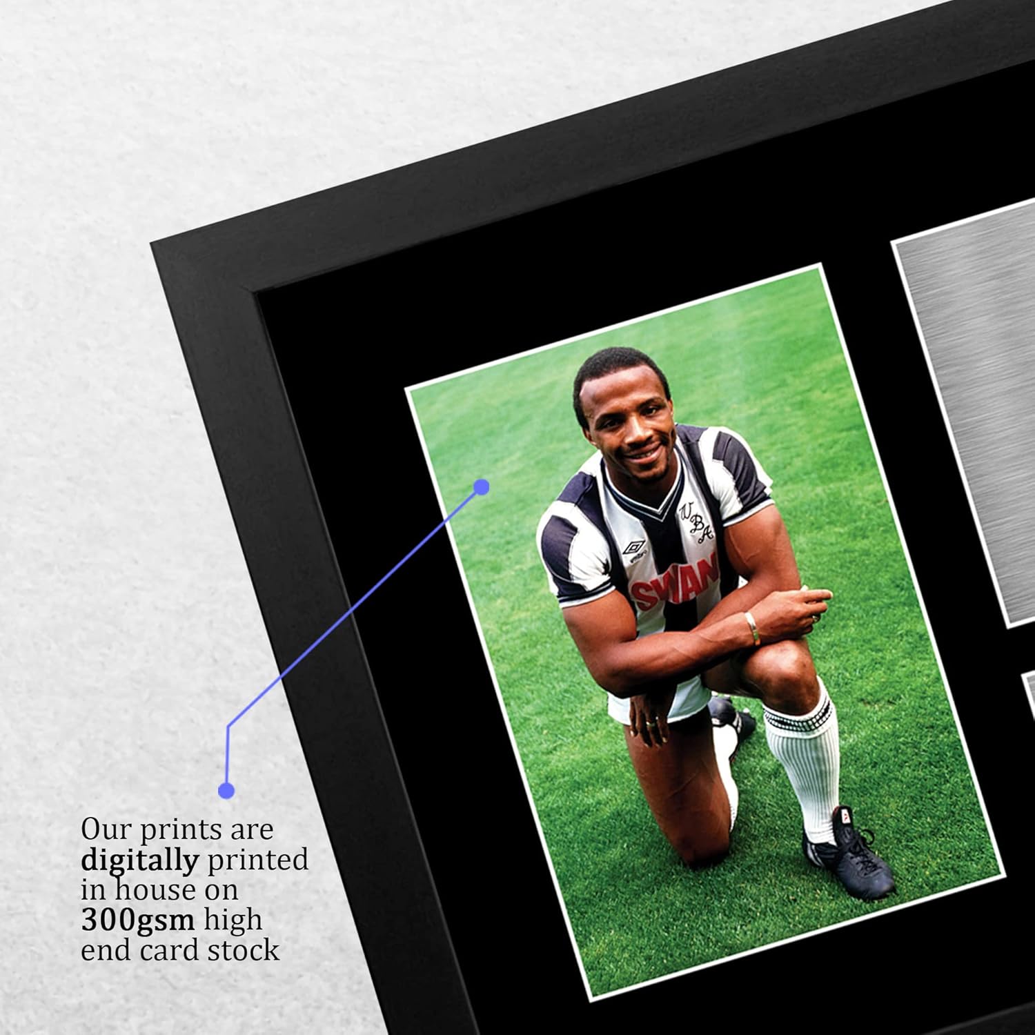 Thumbnail 3 de HWC Trading FR A4 Cyrille Regis West Brom framed autograph picture (A4)