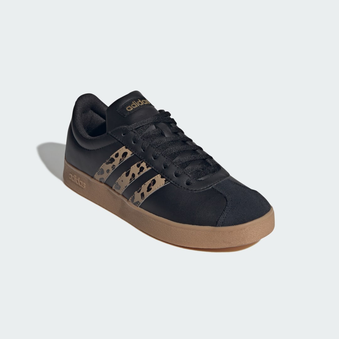 Detalle de Adidas VL Court Base Negro: clásica zapatilla de tenis para uso diario