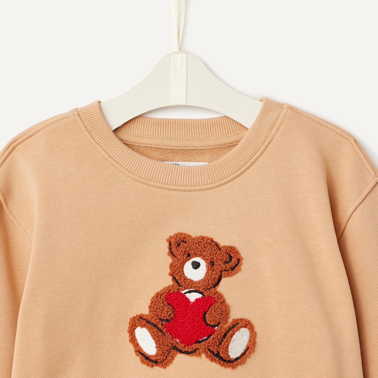 Thumbnail 4 de Amazon Essentials x Sofia Grainge Unisex Baby- und Kinder-Set aus Sweatshirt und Jogginghose