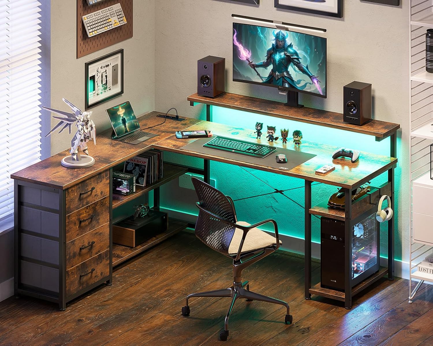 Thumbnail 1 de ODK Bureau d'angle réversible avec tiroirs 135x110 cm – Brun vintage, USB, LED et rangement