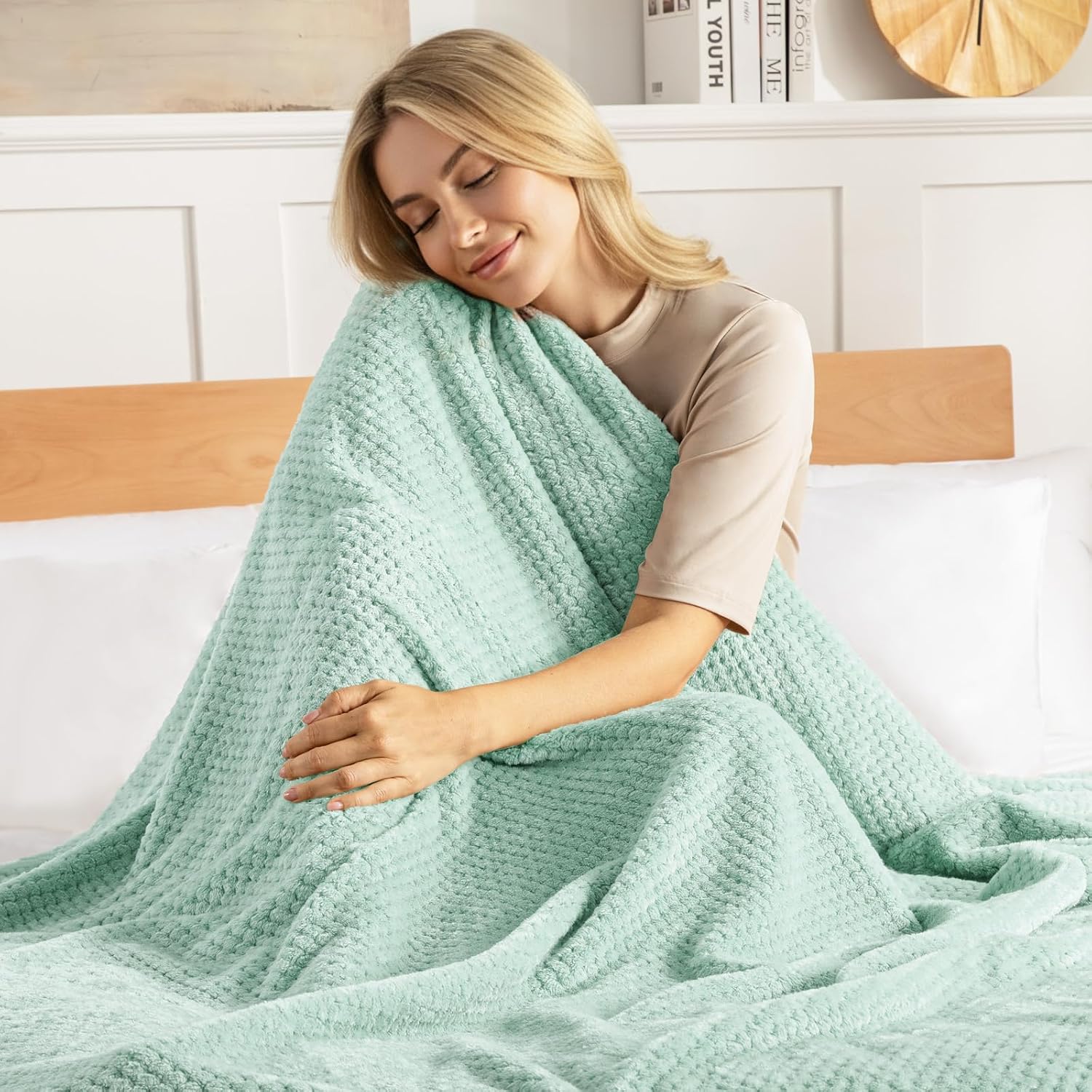Thumbnail 1 de Exclusivo Mezcla King Size fleece bed blanket (230x265 cm) in mint green with waffle texture