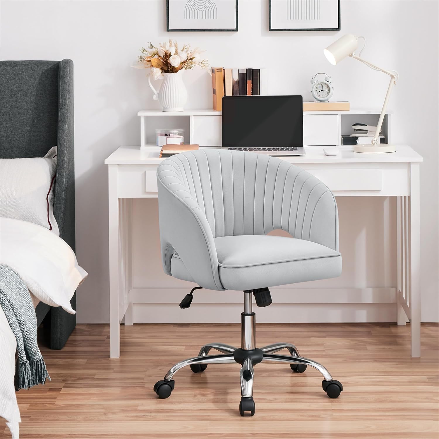 Detalle 2 de Yaheetech poltroncina ergonomica da ufficio in velluto, altezza regolabile e girevole a 360° (grigio chiaro)